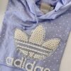 Felpa Adidas Iconic 1963 lilla con strass e perle – personalizzabile